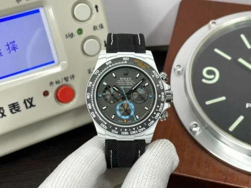 Rolex Cosmograph Daytona DIW Carbon Automatic Swiss Movement Good Imitation 40mm Watch